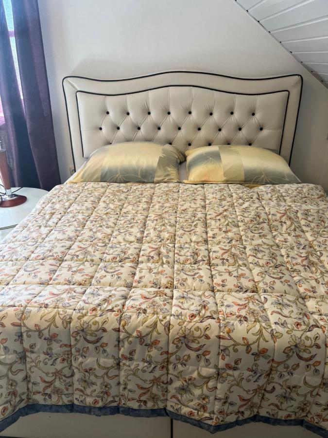 Zimmer Zum Wohlfuehlen Eching  Zewnętrze zdjęcie