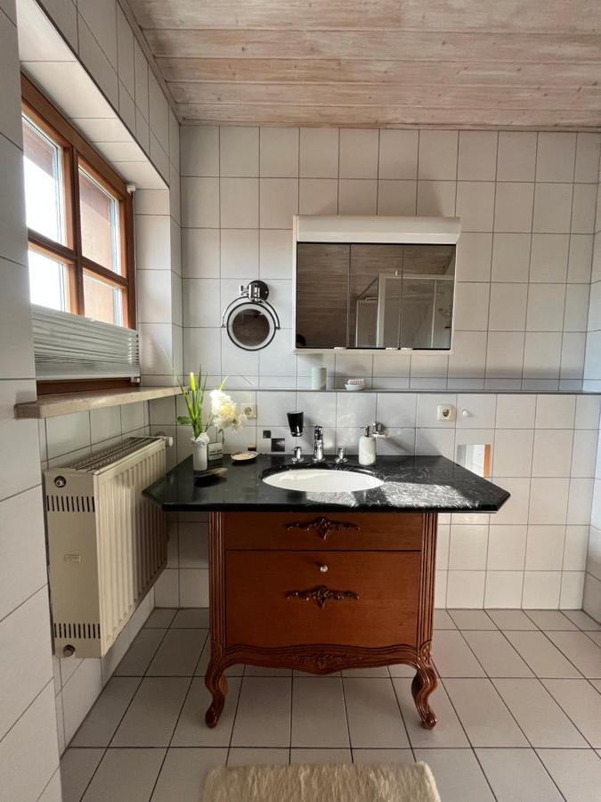 Zimmer Zum Wohlfuehlen Eching  Zewnętrze zdjęcie